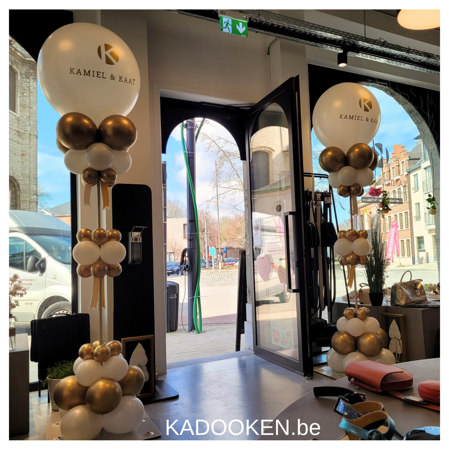 Elegante ballonzuil met eigen tekst/logo