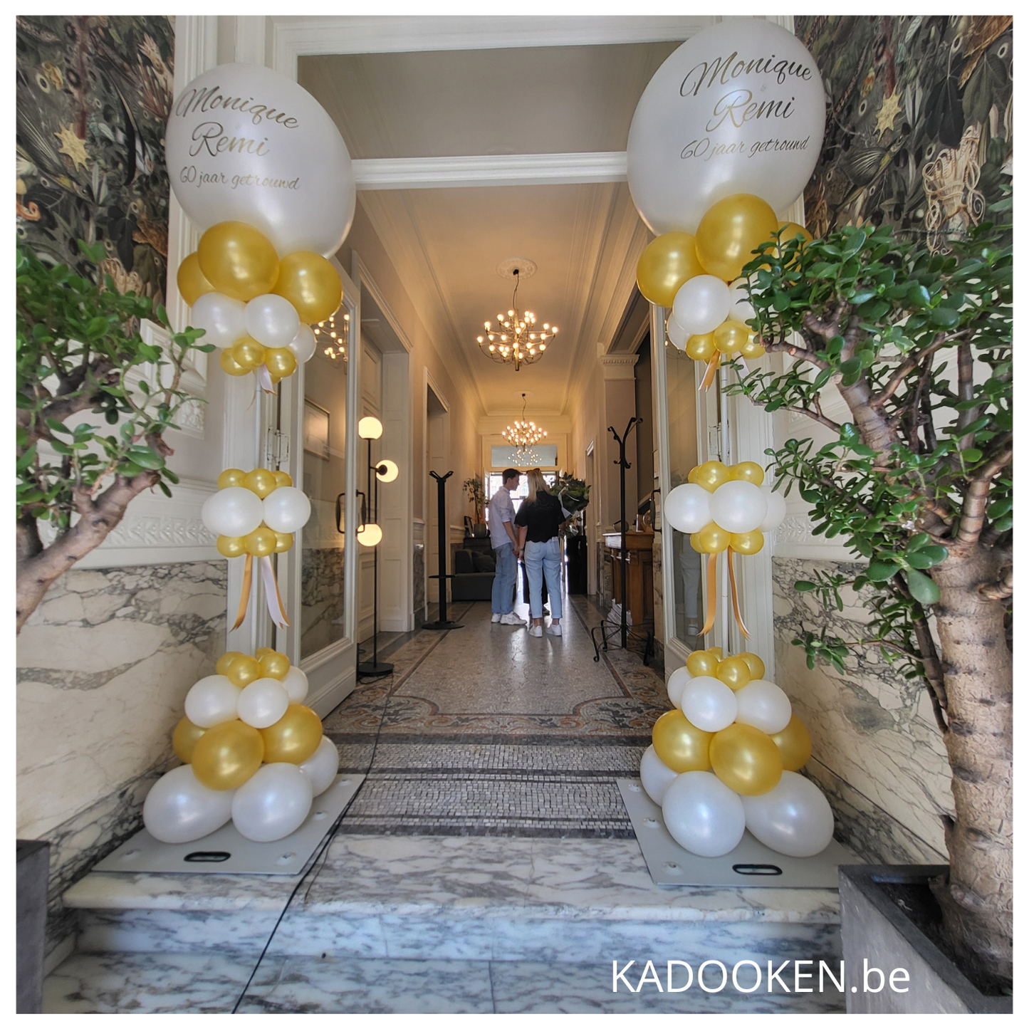 Elegante ballonzuil met eigen tekst